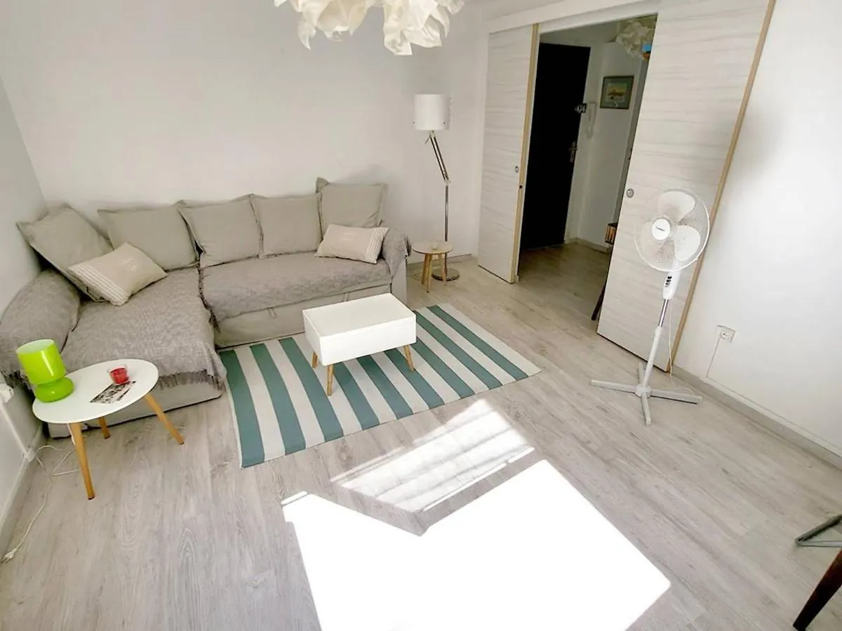 Appartamento Appartement Six-Fours-les-Plages, 2 pièces, 4 personnes - FR-1-316-232